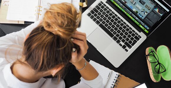 استفاده از تکنولوژی برای افزایش انگیزهی کارکنان در منابع انسانی